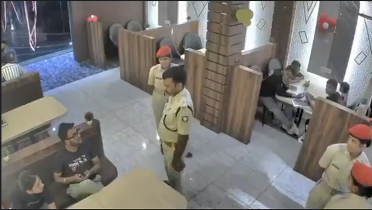 See Full Bihar Police Viral Video: Link Twitter & TikTok Facts Explained